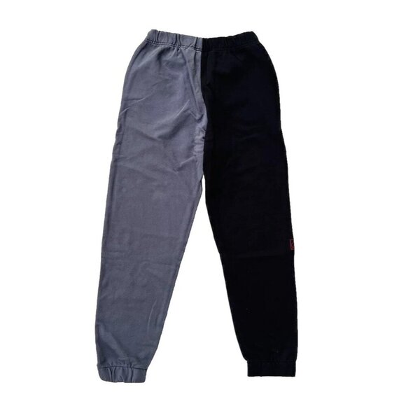 QUIKSILVER x Stranger Things Upside Down Womens Sweatpants Size S - Picture 2 of 12